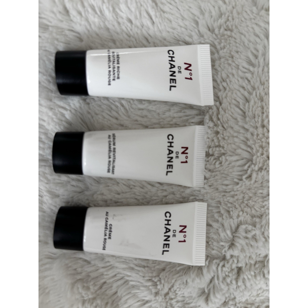 Chanel N°1 DE CHANEL CREME RICHE REVITALISANTE 5ml / .17fl oz x 3 SAMPLE TUBES